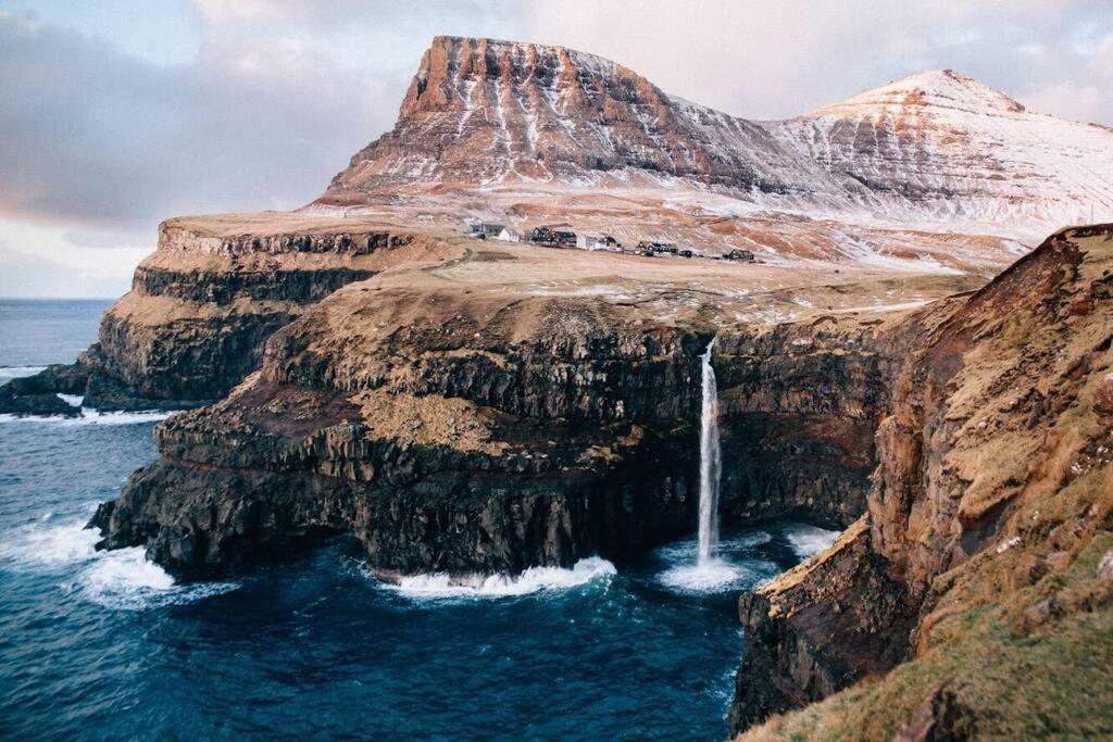 Mulafossur Cottage No 4 By Famous Waterfall In Gasadalur Exterior photo